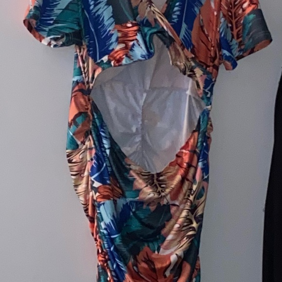 Sz 2x Ruched Dress - Picture 4 of 4